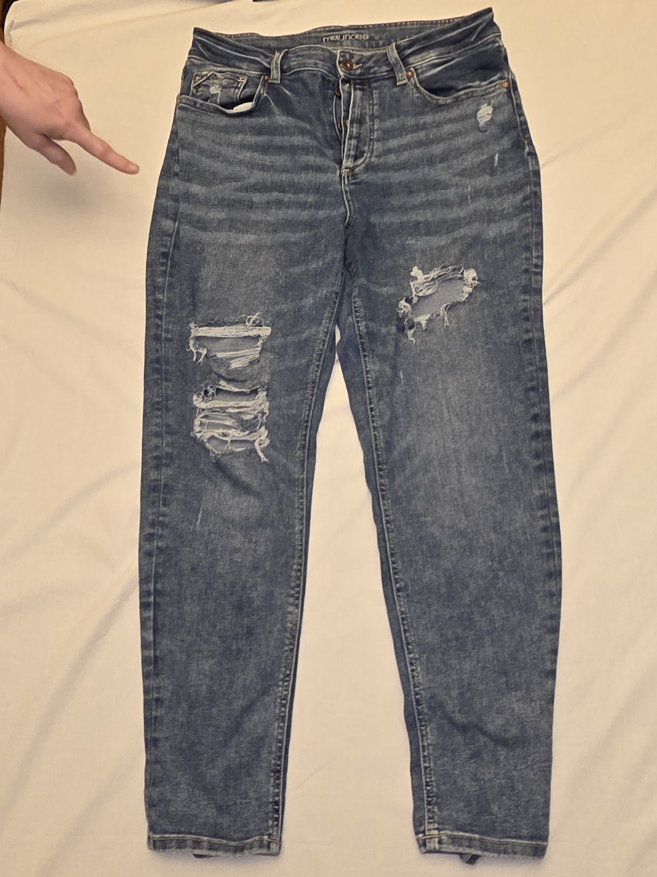 Maurices High Rise Boyfried Jeans Distressed Blue Wash Sz12 Short